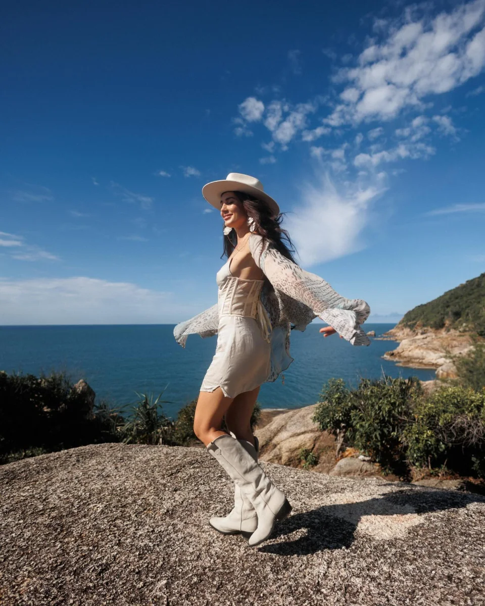 Svetlana outdoors above the sea